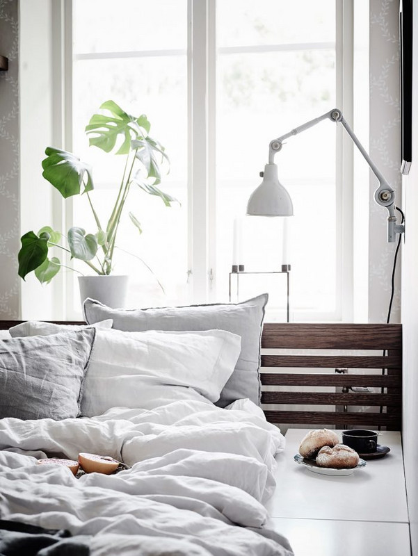 Beautiful interior design in this inspiring bedroom - found on Hello Lovely Studio