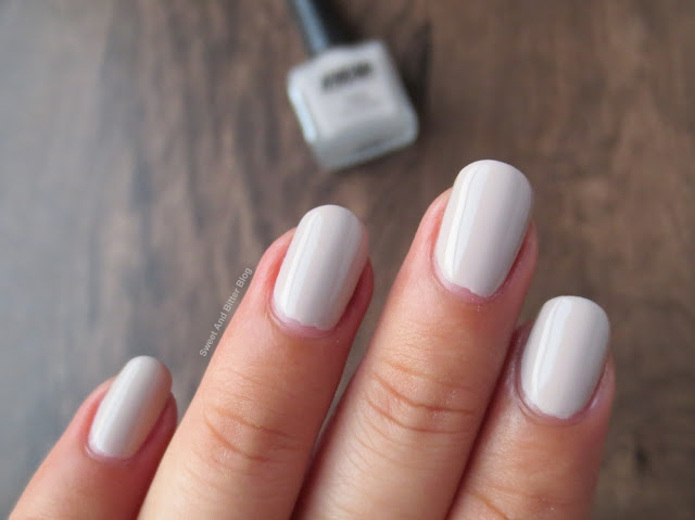 Nykaa S'mores Milkshake Matte Beige Nail Polish Swatch Nykaa S'mores Milkshake Matte Beige Nail Polish Swatch