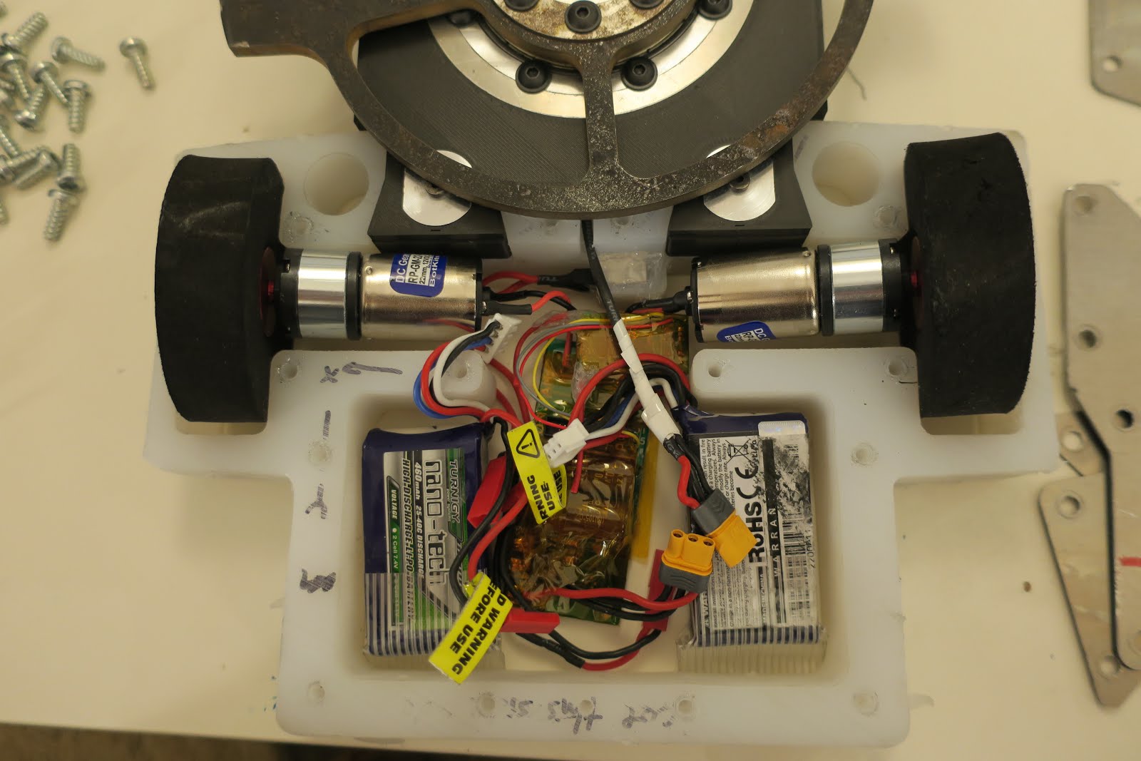 aaronbot3000 Dinner Time Modular Beetleweight Combat Robot