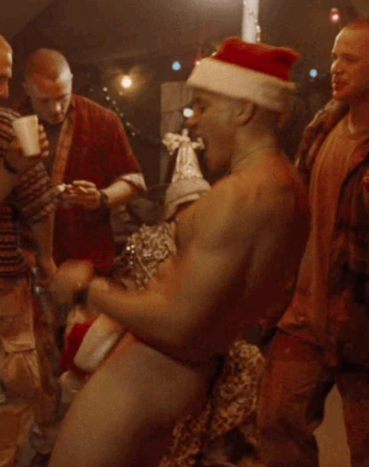 jake+gyllenhaal+naked+santa.gif