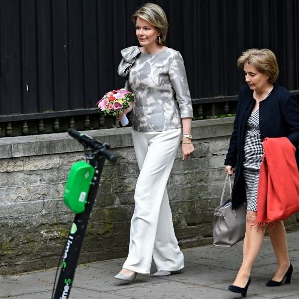 Queen Mathilde wore NATAN top from Natan Couture 2019 collection with graphics. Managed by the King Baudouin Foundation
