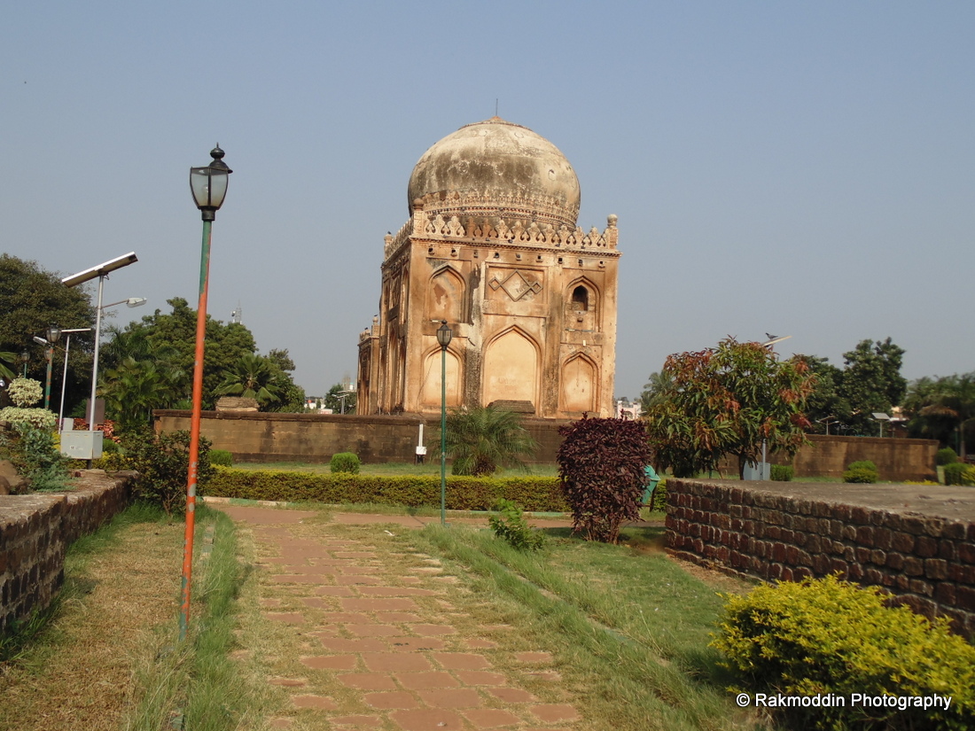 Barid Shahi Park – A great historical architecture in Bidar, Karnataka