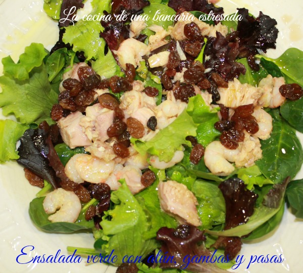 Ensalada completa con atún y gambas