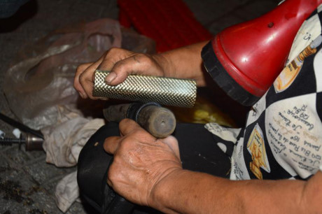 Nguoi dan ba 30 nam va xe dem o noi sam uat nhat Sai Gon - Anh 7