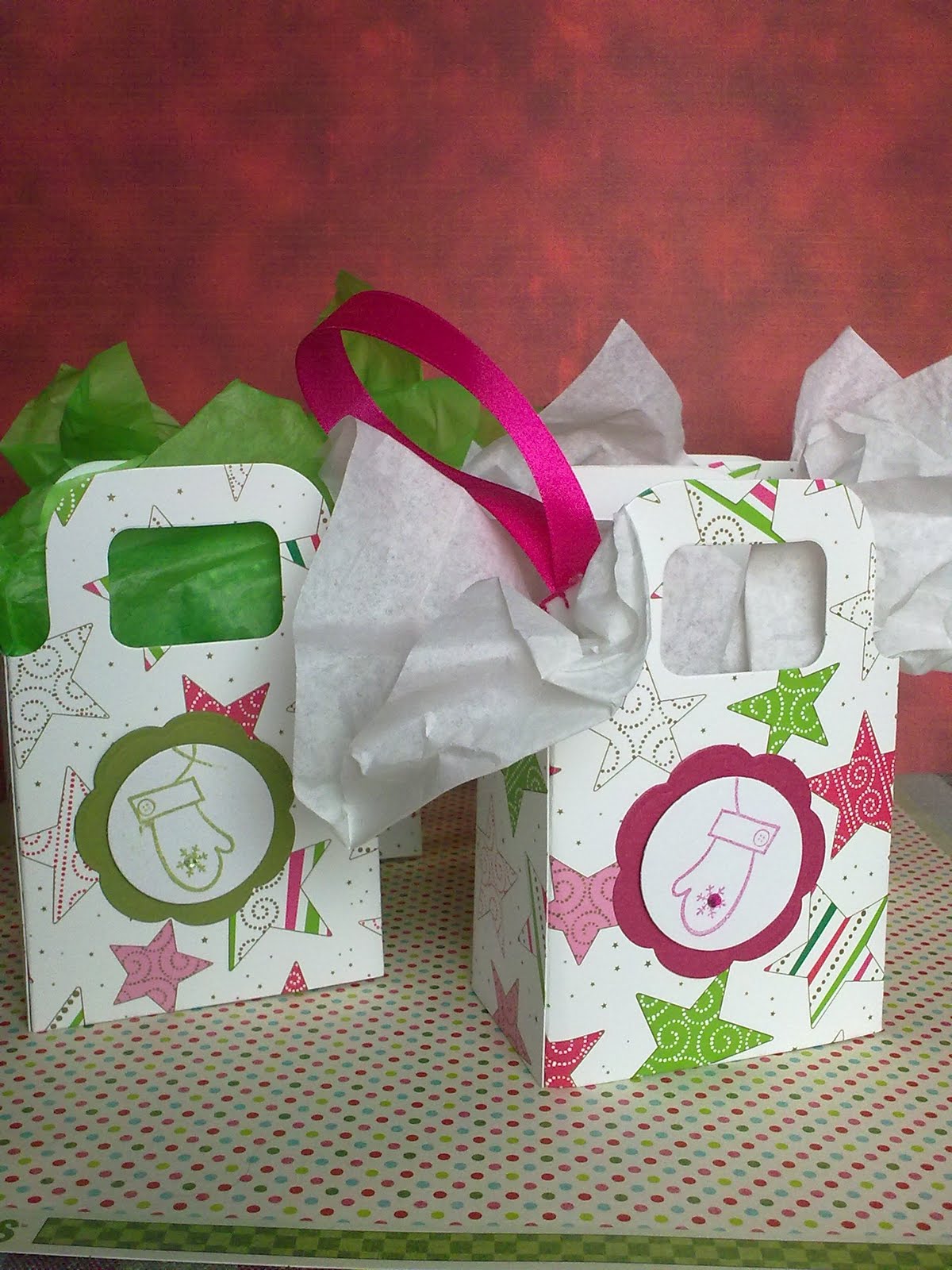 ilovescrapbook little gift bags