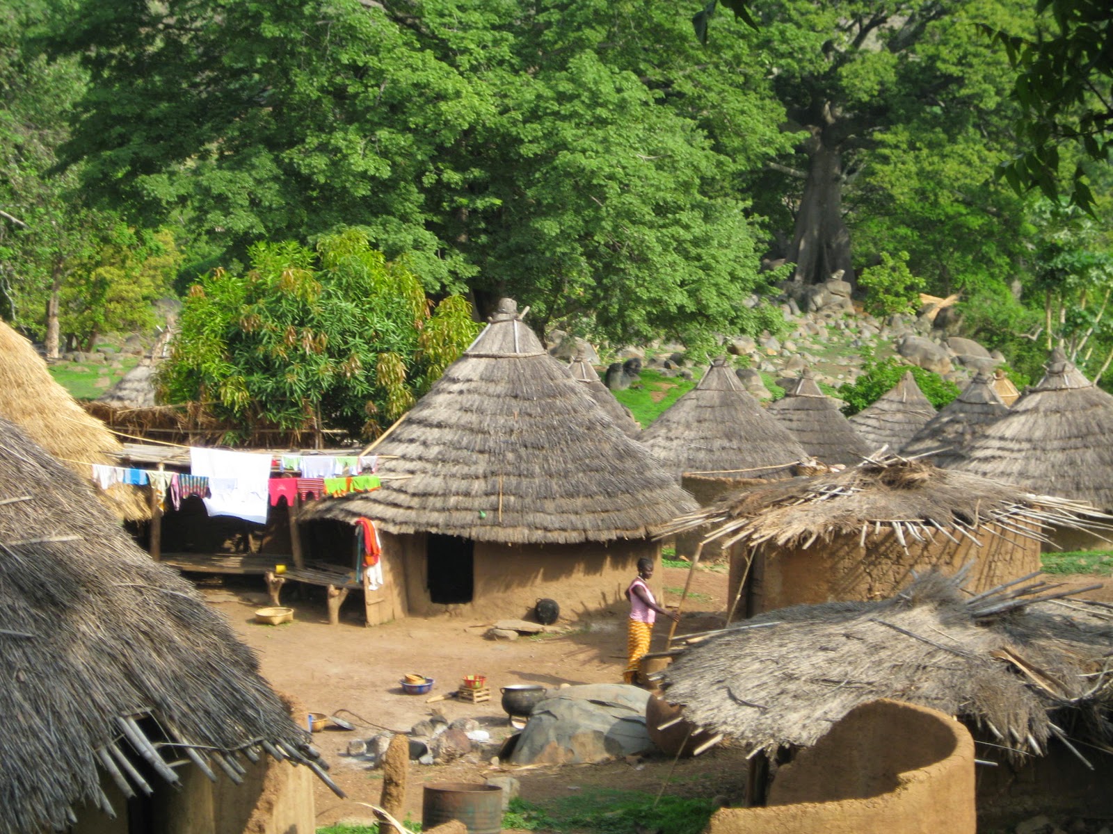 SENGHORVIAJESSENEGAL ruta 15 dias lago rosa, desierto de lompoul, pais bassari y casamance