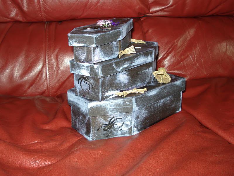 A Creative Operation Halloween Jewelry Box Tutorial