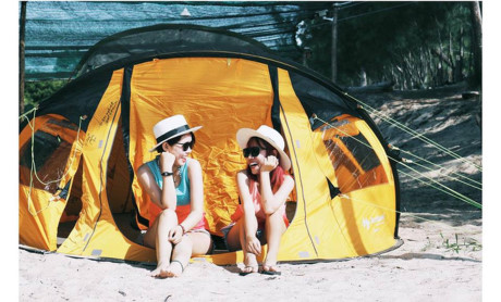 Di du lich voi hoi ban gai ma thich the nay, thi can gi nguoi yeu nua? - Anh 21