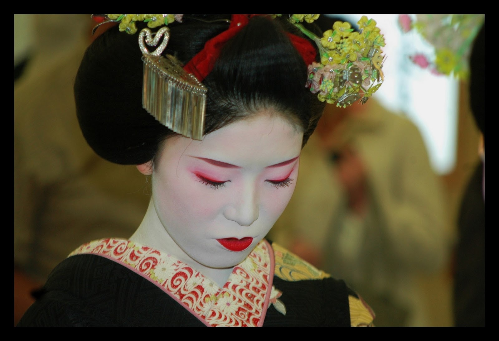 purpura: EL MUNDO DE LAS GEISHAS purpura: EL MUNDO DE LAS GEISHAS