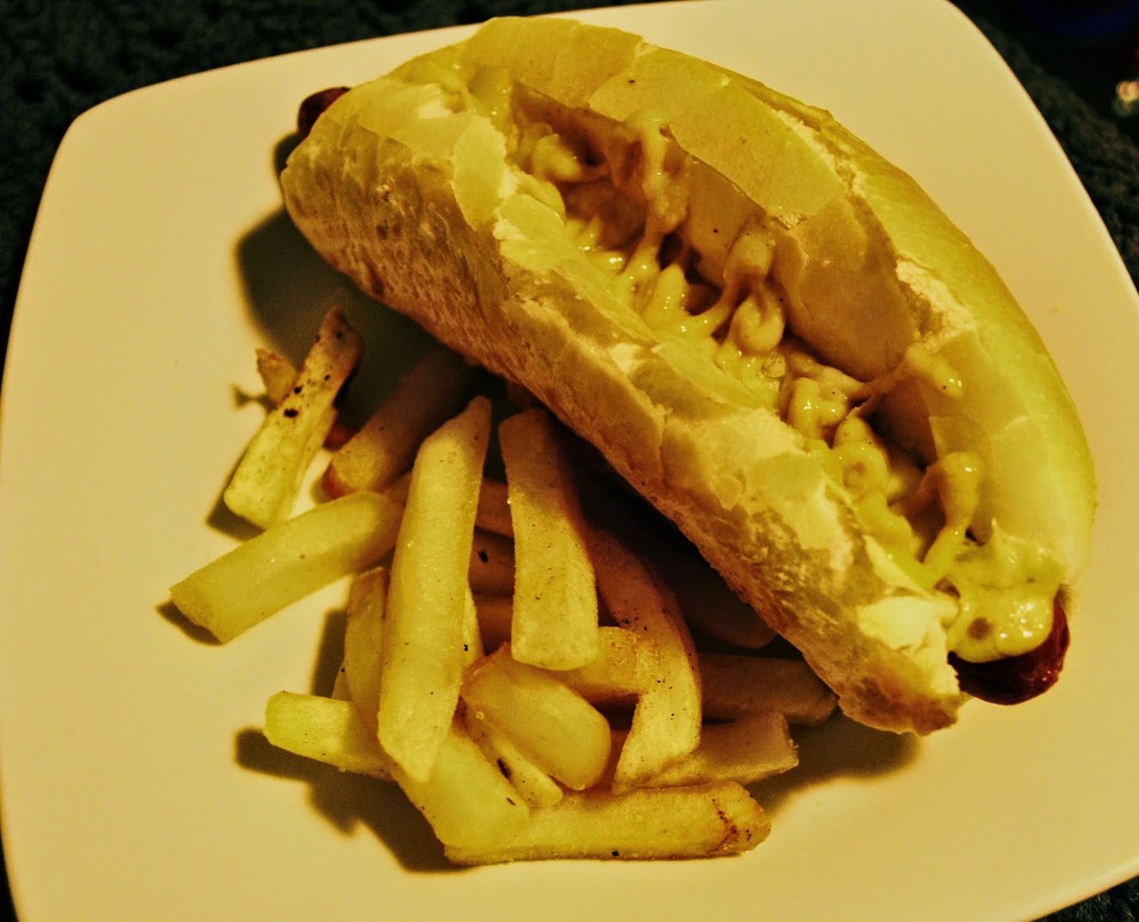 O que tem hoje no jantar Hot Dog com Maionese Picante