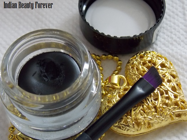 Essence Gel Liner in Black Review and Swatches