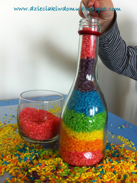 kolorowy ryż - kreatywna zabawa dla dzieci