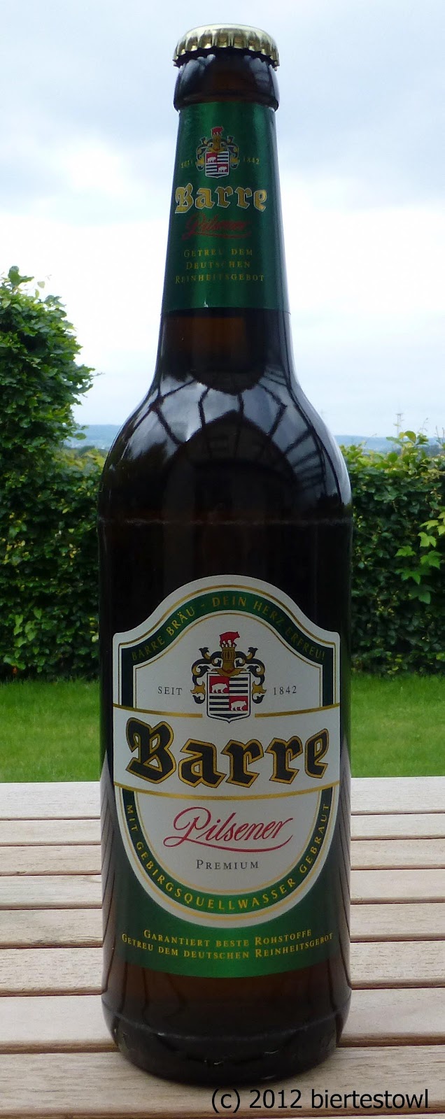 Tests von Bieren aus der ganzen Welt! Barre Pilsener