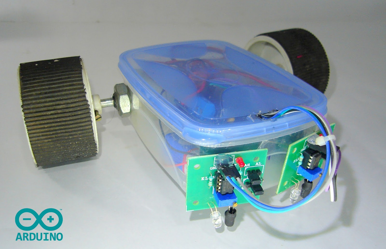 fast line follower robot arduino code