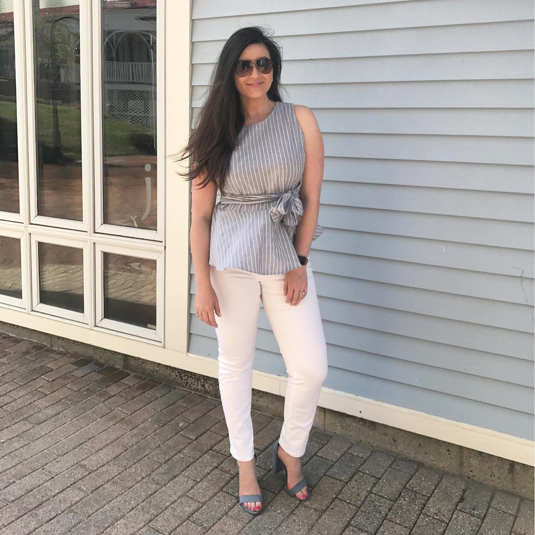 nautical outfit, what to wear in the spring, what to wear in summer, how to style white jeans, target block heels, shop the mint boutique, peplum top, how to style a peplum top, nautical inspired outfits, fourth of july outfit ideas