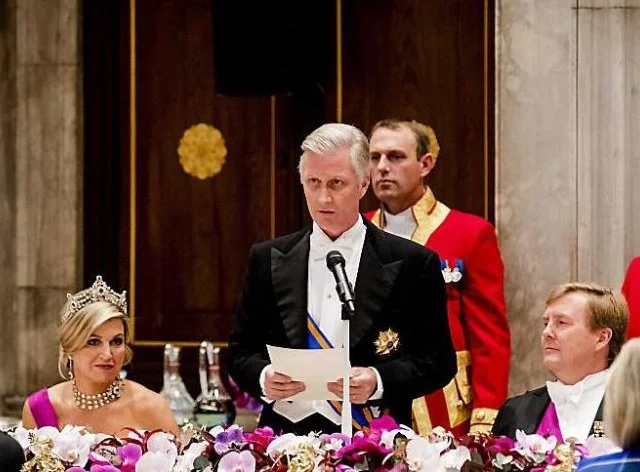 Queen Maxima wears the tiara Mellerio Rubies and wore Jan Taminiau Gown. Queen Mathilde wearing a new powder pink gown with long sleeves by Pierre Gauthier. Princess Beatrix wears Diamond Bandeau tiara. Jewelry Princess Margriet, Princess Laurentien wearing a dark brown dress Talbot Runhof.