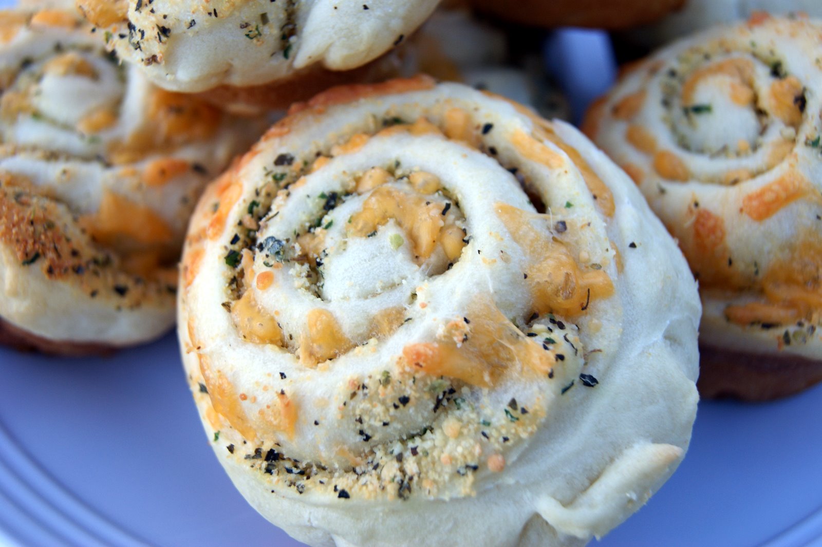 The Bakery Box Cheesey Garlic Bread Swirls