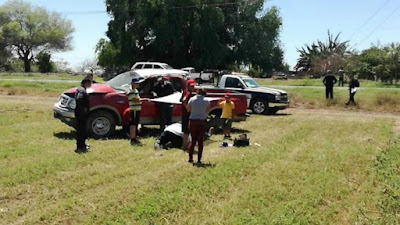 Accidente de auto deja tres heridos en Bácum