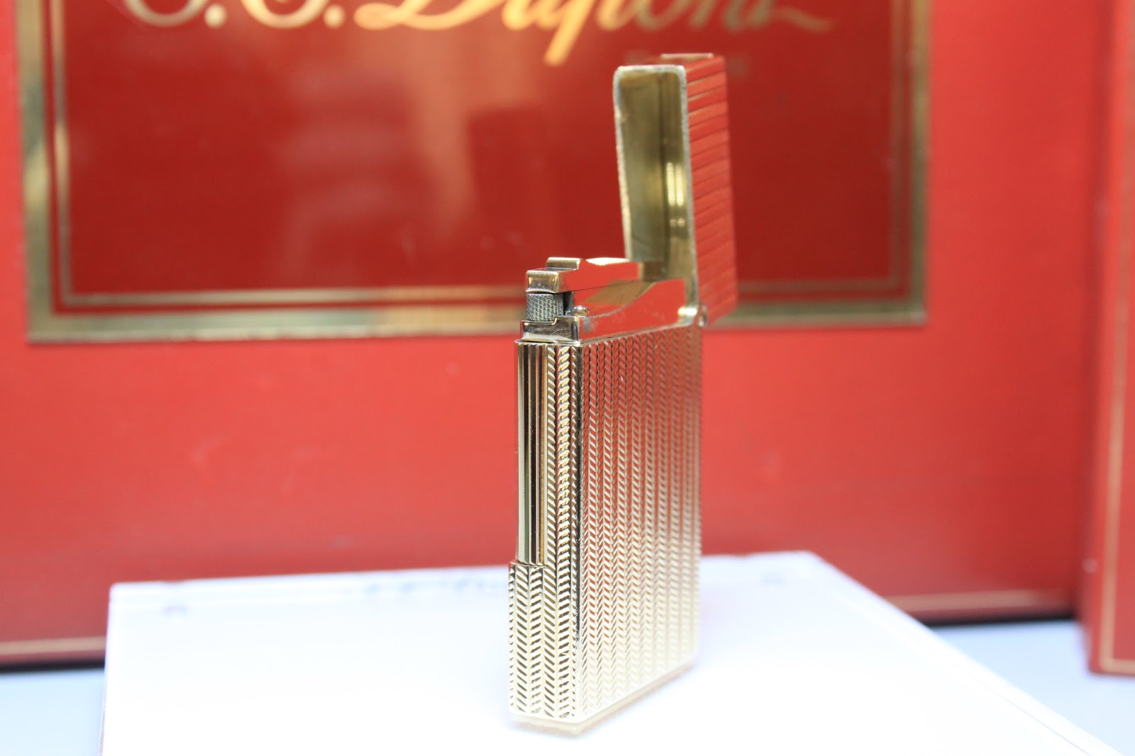 ziq S.T. DUPONT collections: December 2012