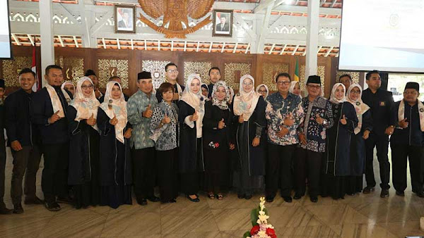 Pemkot Bandung Dukung Seni Kasidah dan Budaya Islam Pemkot Bandung Dukung Seni Kasidah dan Budaya Islam