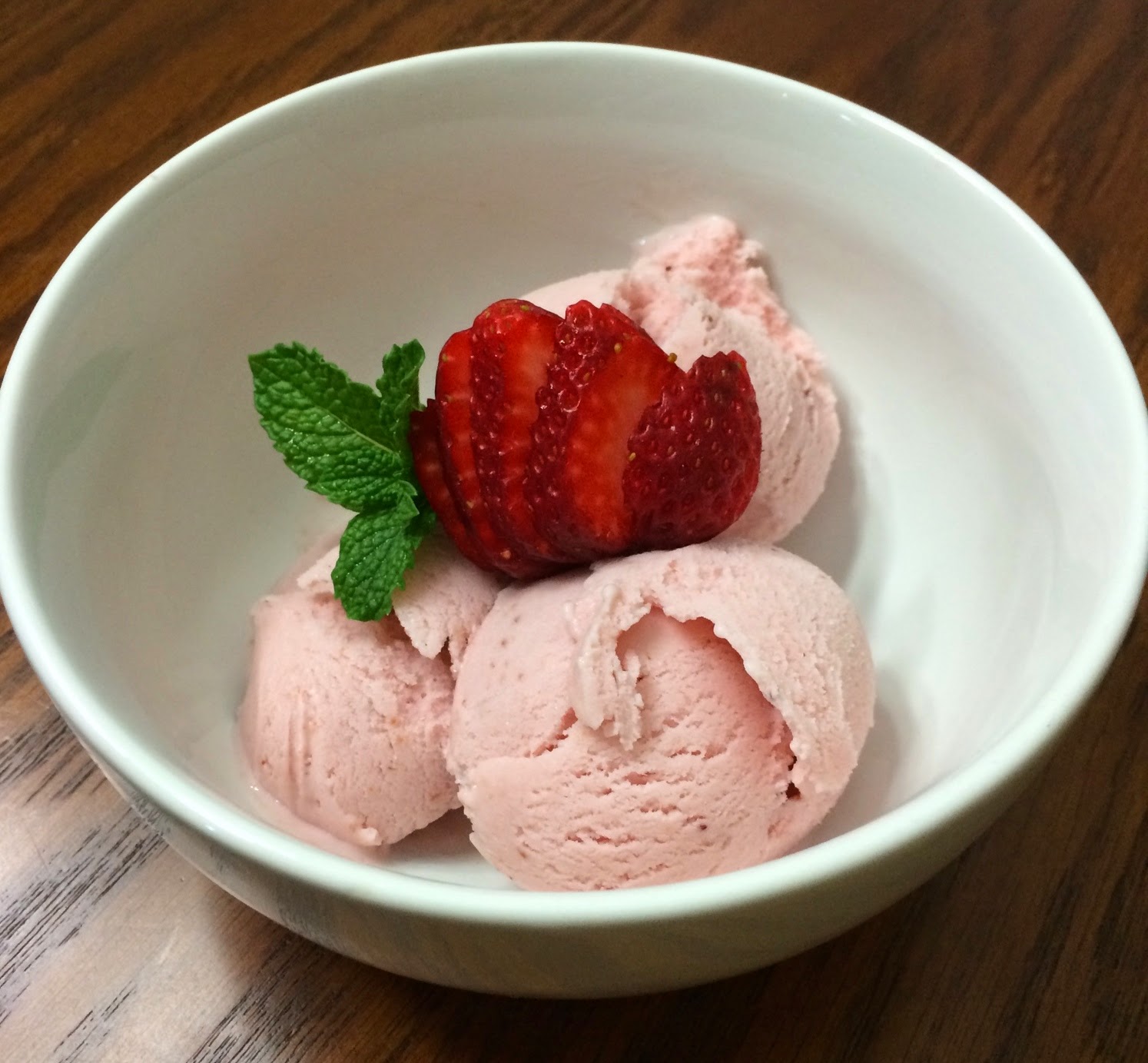 The Boozy Epicure Jeni's Splendid Strawberry Buttermilk Ice Cream