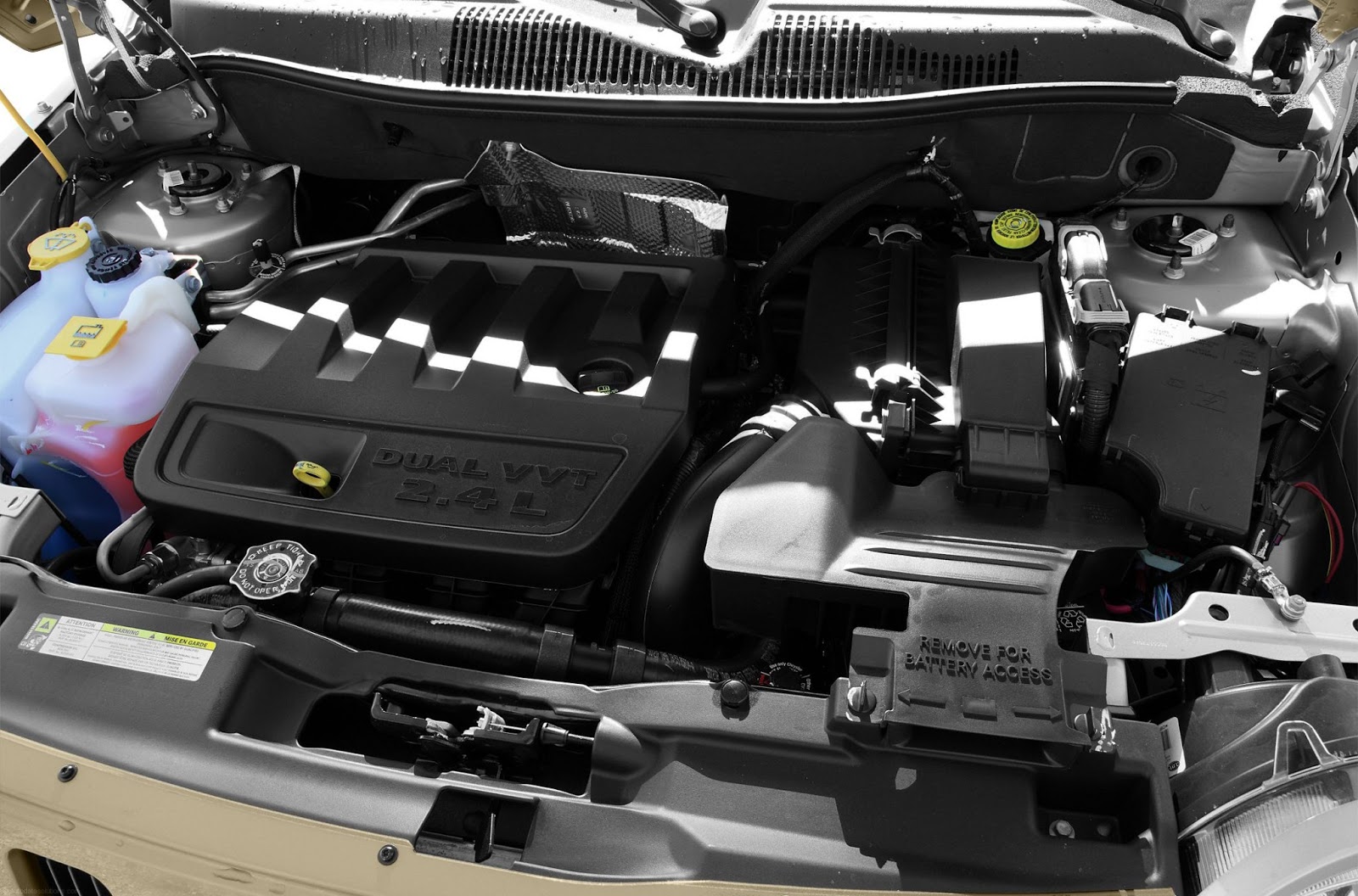 Двигатель джип компас. Двигатель Jeep Compass 2.4. 2022 Jeep Compass engine. Джип компас 2 номер двигателя. Jeep Compass 2014- под капотом.