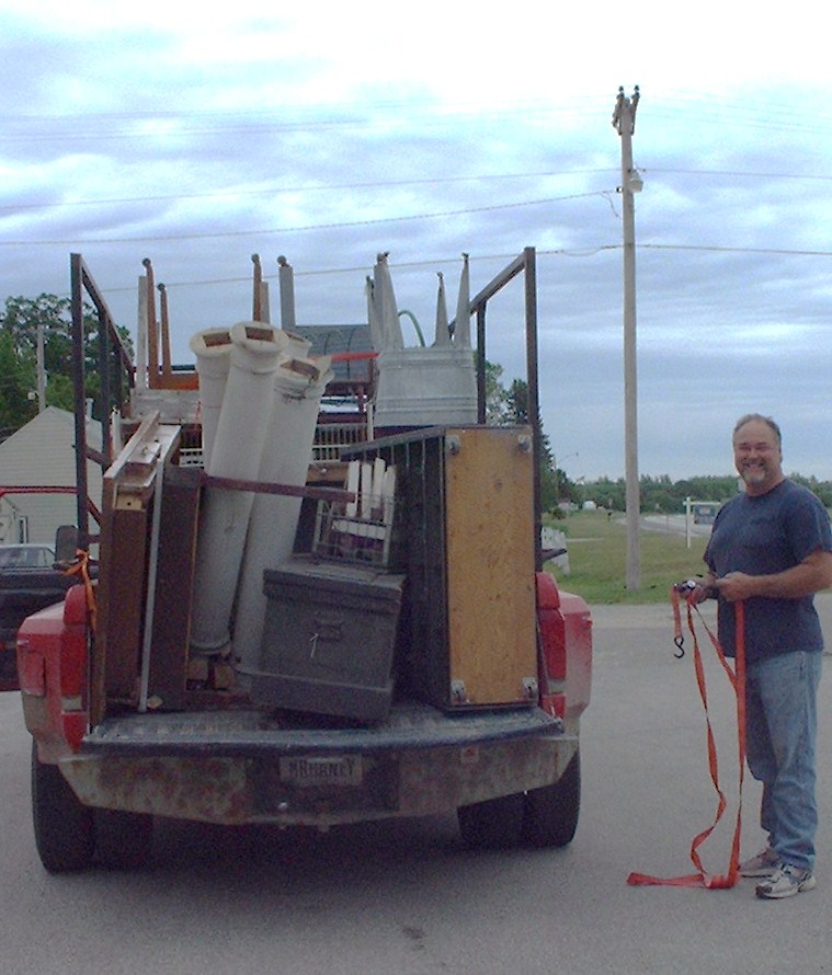OLD Crow Antiques and Amish Tours: Another Happy Dealer Leaving With A