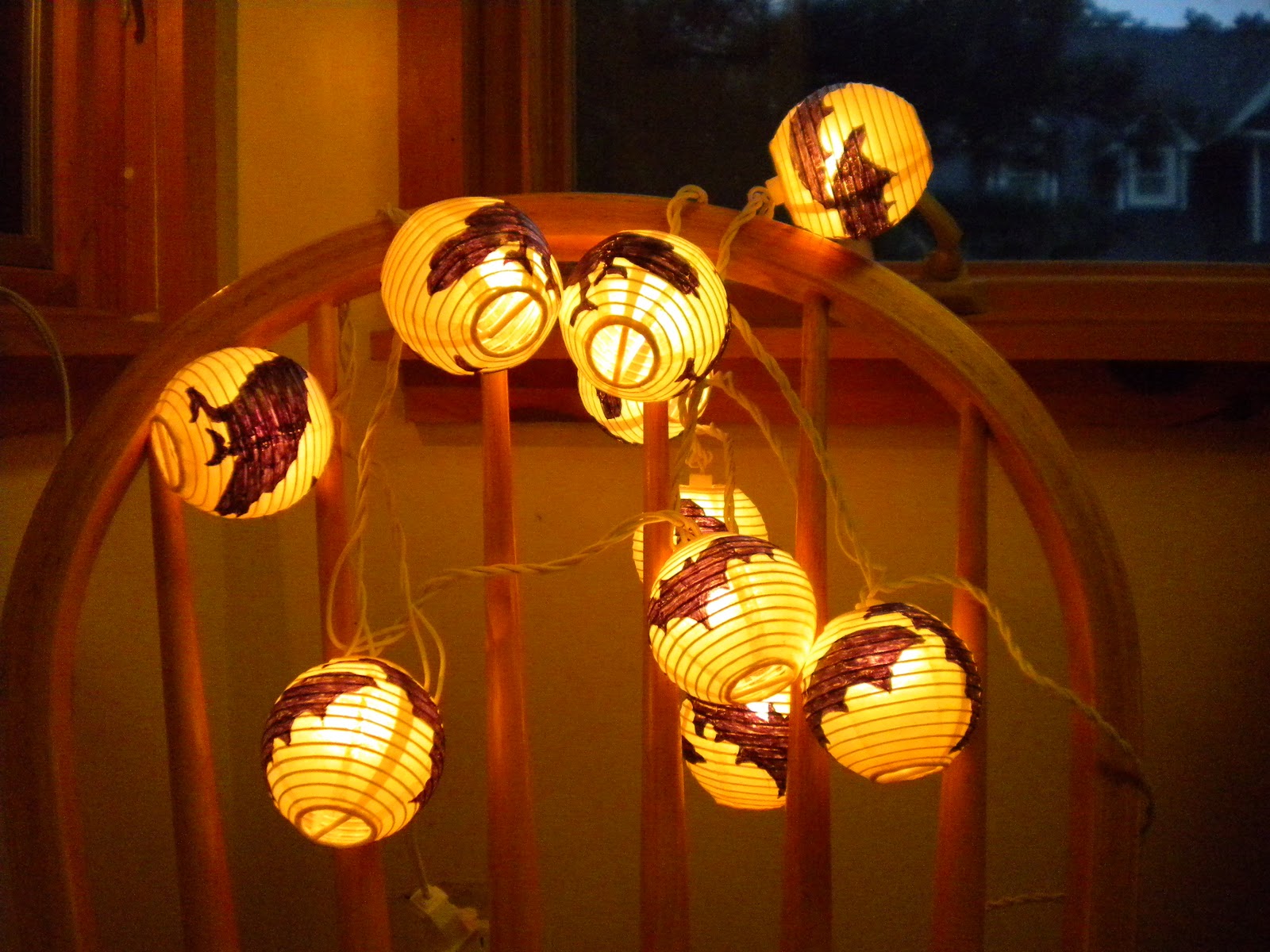 Oh, Oh, October DIY Halloween Paper Lanterns