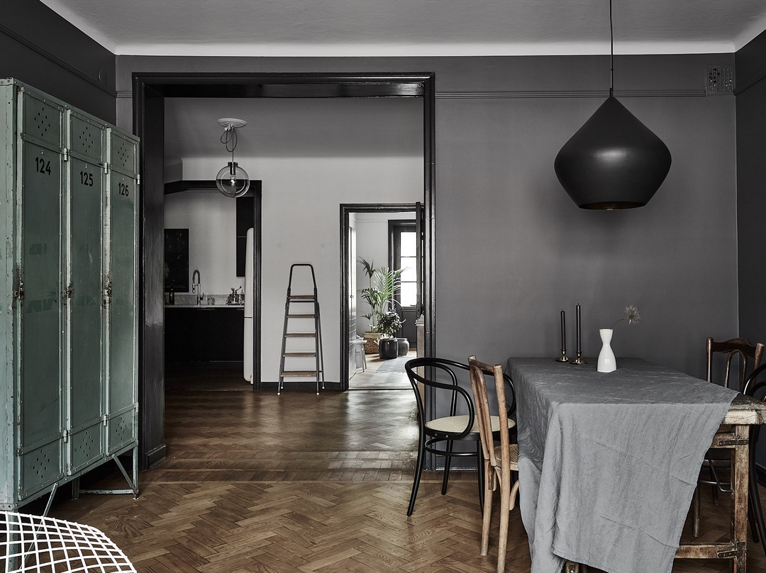 QUAND LE BLANC ET NOIR SE MÉLANGENT