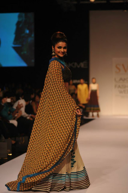 Prachi Desai at Lakme Fashion Show 2013