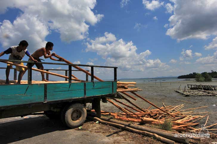 dermaga pelabuhan rakyat dendang belitung timur