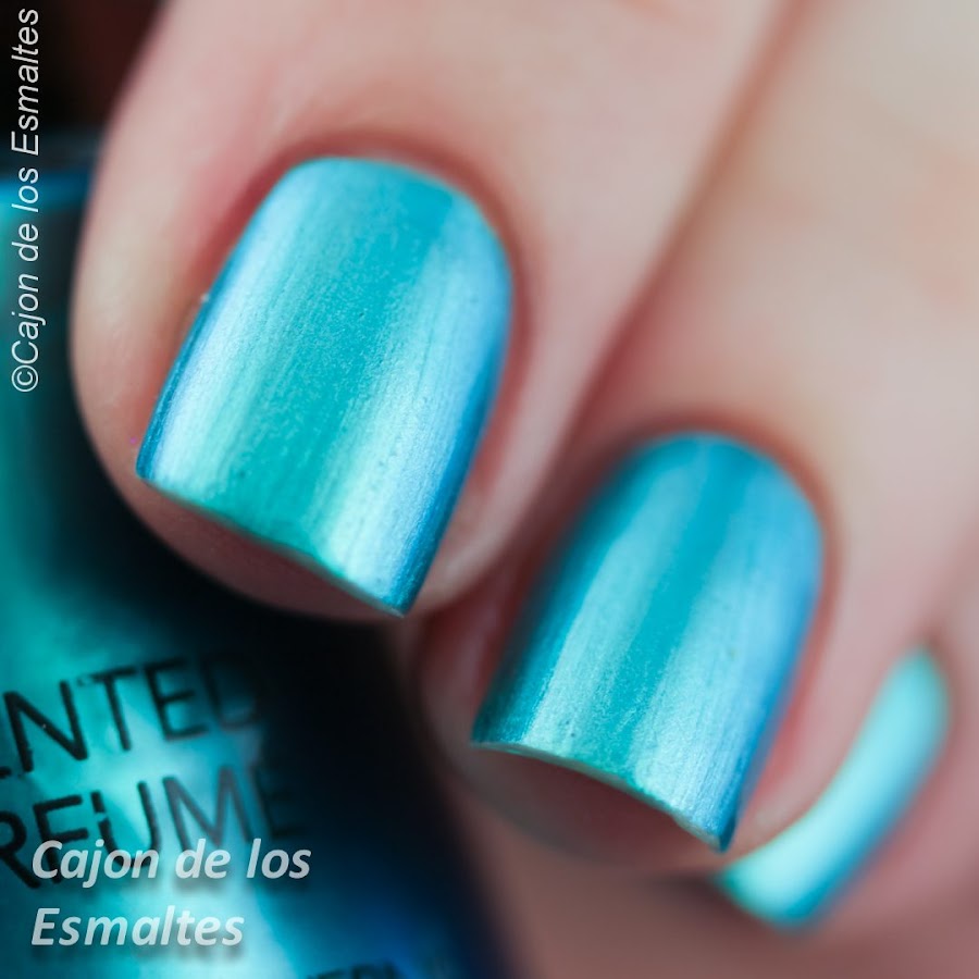 Esmalte de uñas Revlon - Ocean breeze