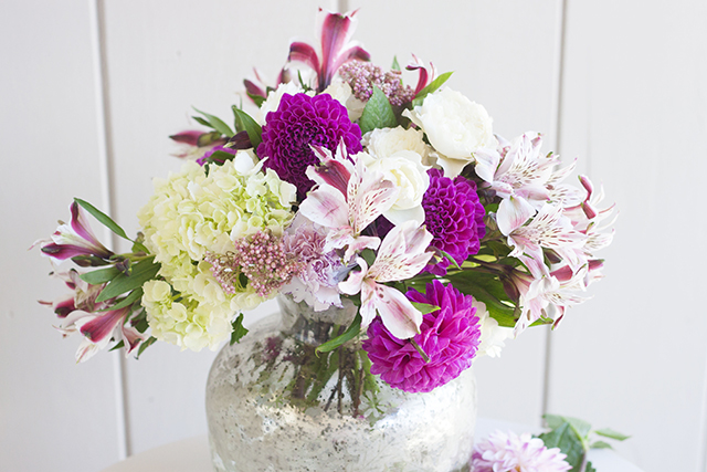floral arrangement, DIY flower arrangement, Flower centerpiece, tutorial, flowers, blooms, 