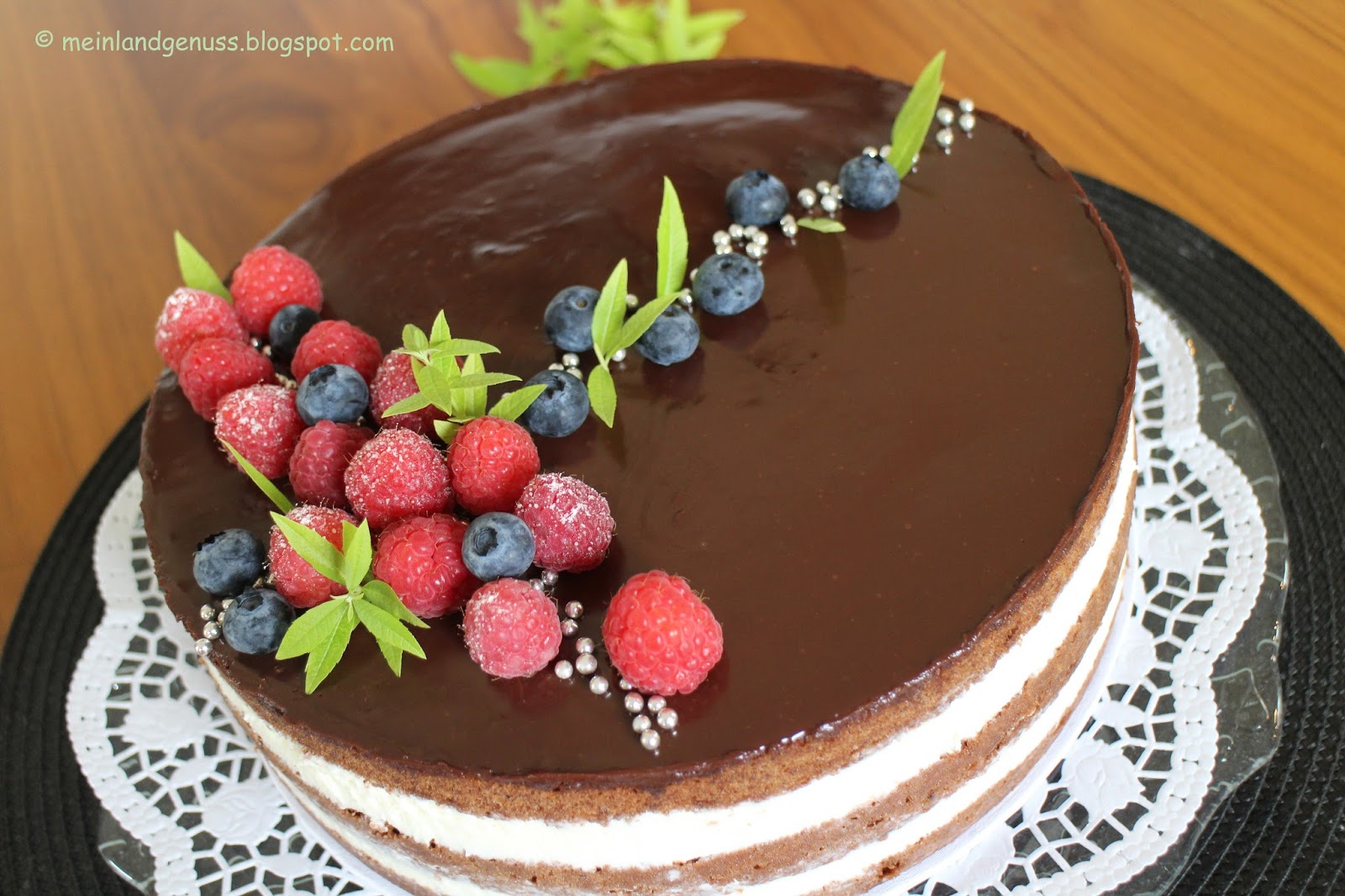 mein Land und Gartengenuss : Schokotorte mit Joghurtsahne und ...