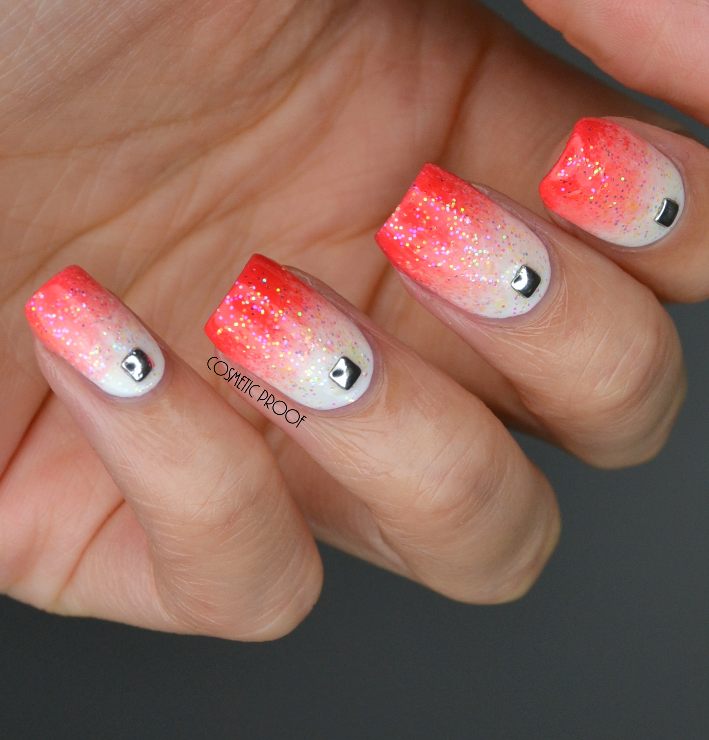 NAILS Triple Coral Glitter Gradient EssenceGelNails Cosmetic Proof