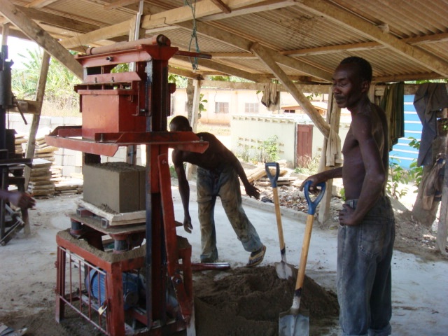 Central Press Newspaper: BLOCK PRODUCERS DO NOT MEET STANDARD IN C/R