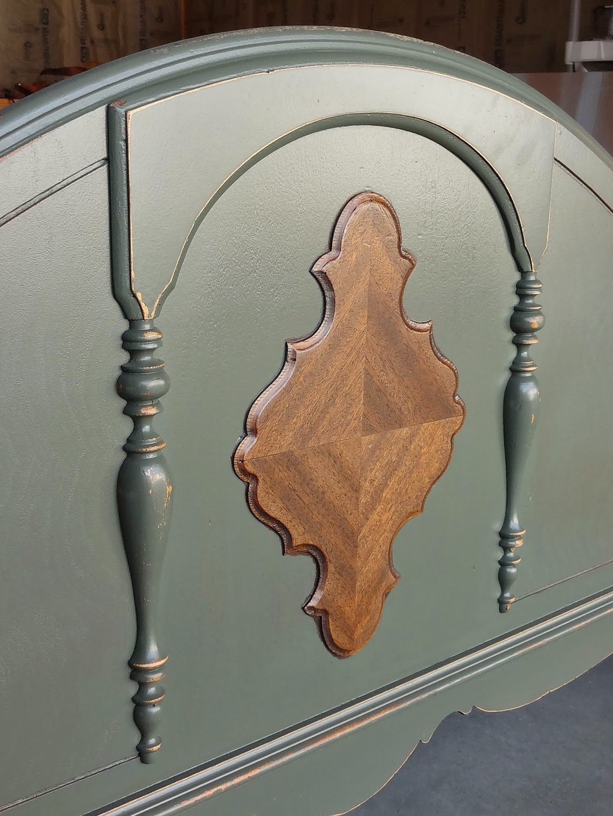 {createinspire} Antique Headboard