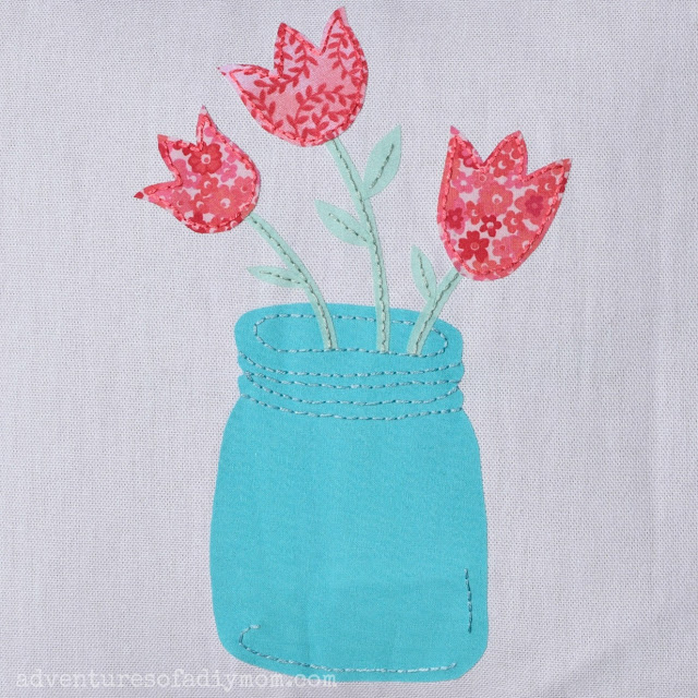 Tulips in a jar fabric applique - free pattern download Tulips in a jar fabric applique - free pattern download