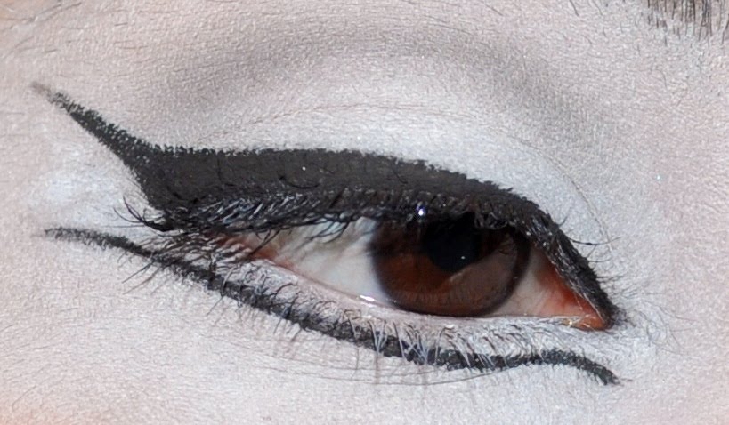 Bug's Beauty Blog: EOTD Challenge: Geisha