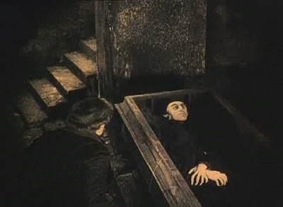 Orlok's coffin in Nosferatu