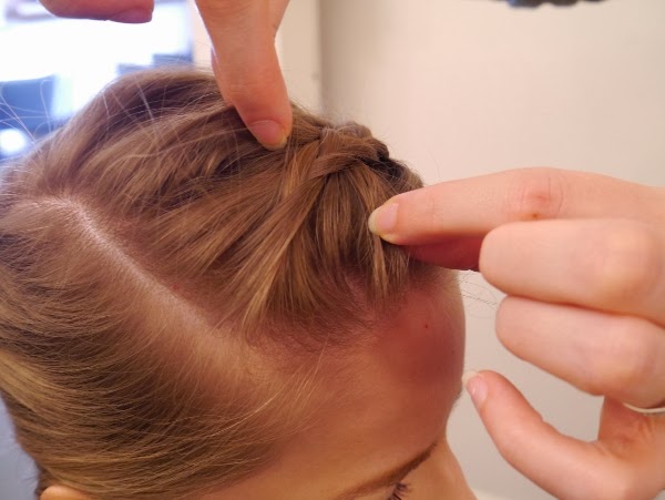 TRiM Holiday Hair Tutorial #2: The 3D Braid Updo - Solo Lisa