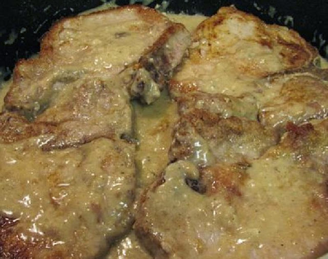 Southern Cooking: Chicken Breast With Gravy