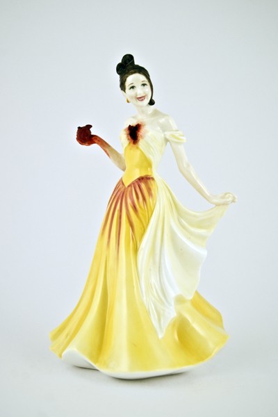 Jessica Harrison porcelain figurines: Susan