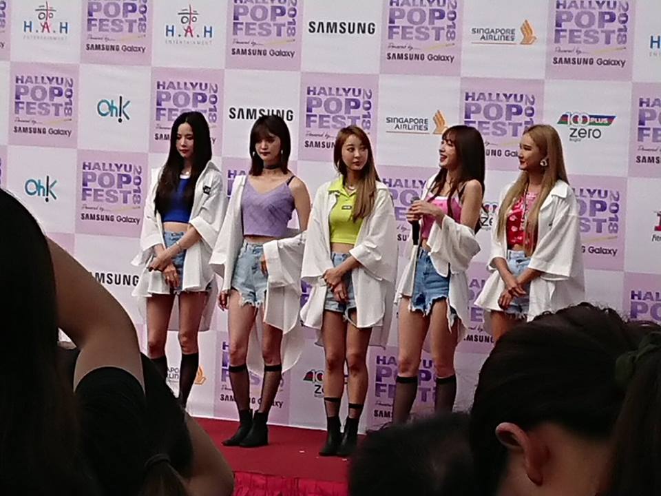 SOLJI IN HALLYU POP FEST 2018 Red Carpet PART 1.