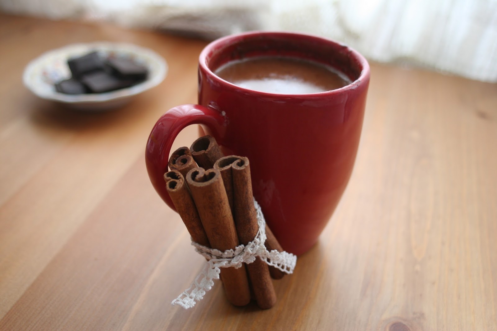 Meksika Usulü Sıcak Çikolata