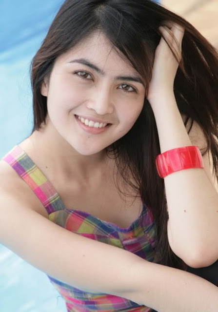 Artis Film Terkenal Foto Hot Artis Indo 2013 Foto Bugil Artis Indonesia