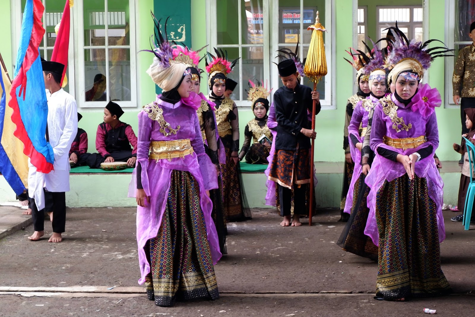 Upacara Adat Perpisahan Sekolah Lina Pdf