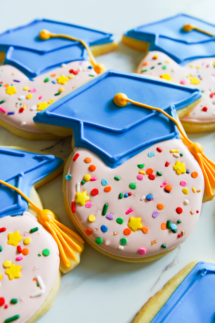how to make One Smart Cookie decorated graduation cookies