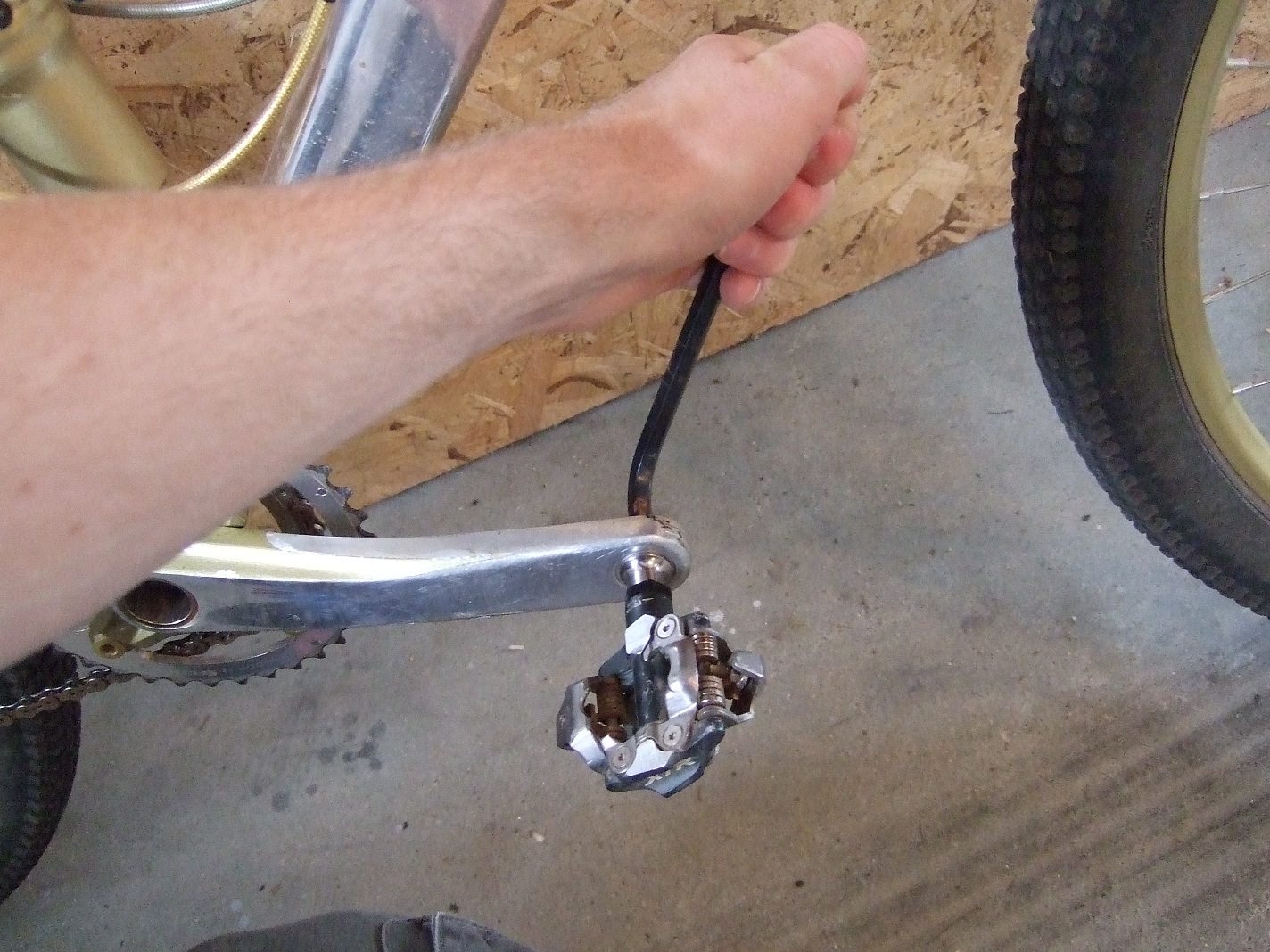 removing look pedals