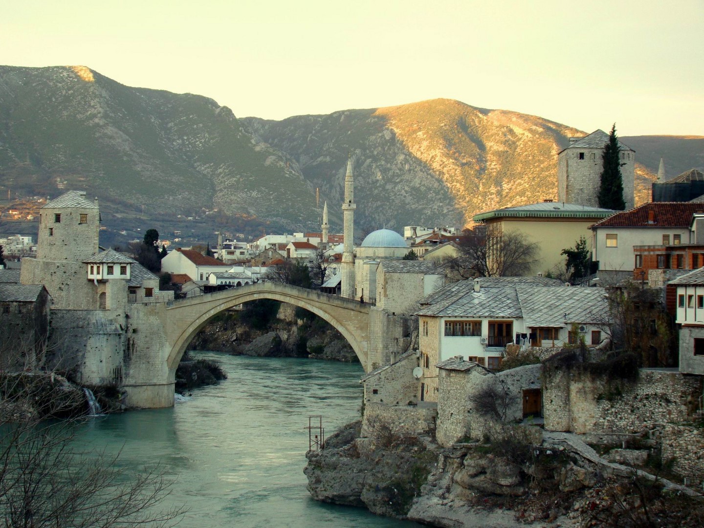 bosna hersek mostar kopru rooteto